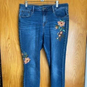 Old Navy Embroidered Skinny Jeans
